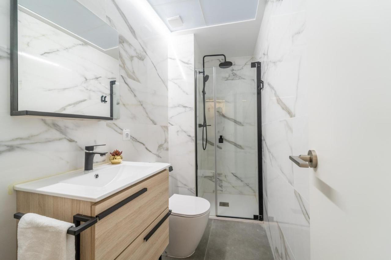 Myflats Urban Stay อาลิกันเต ภายนอก รูปภาพ