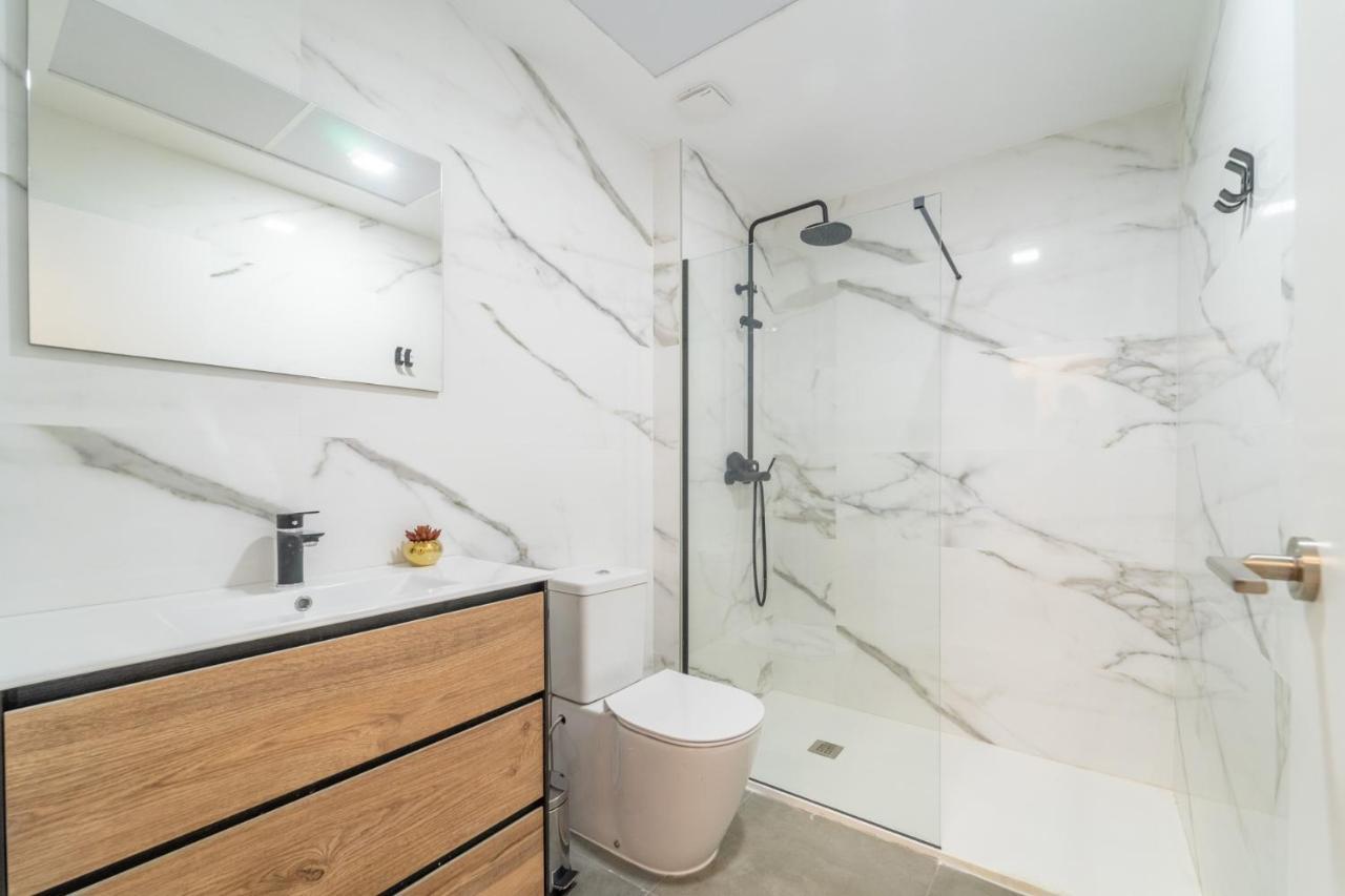Myflats Urban Stay อาลิกันเต ภายนอก รูปภาพ
