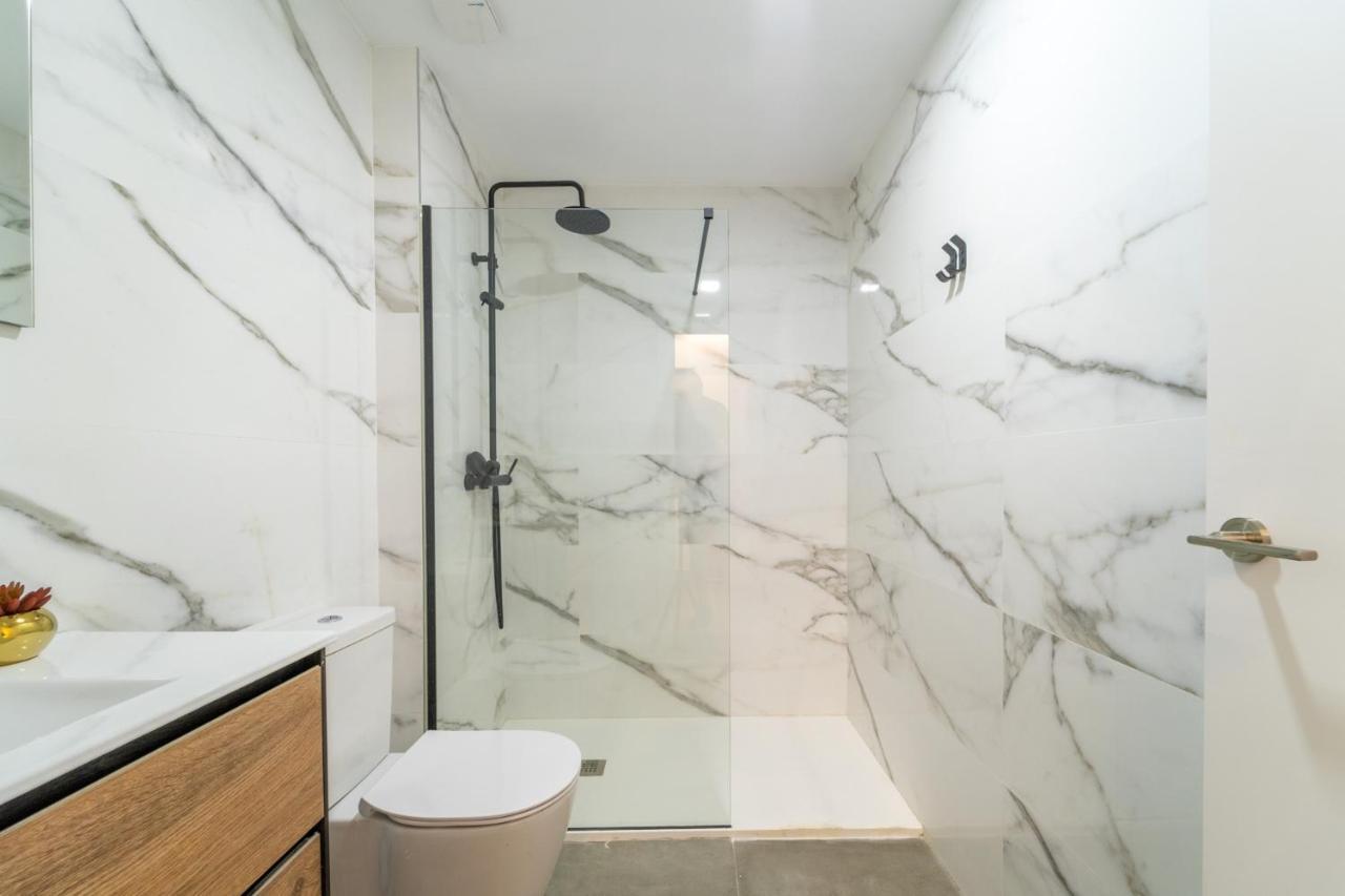 Myflats Urban Stay อาลิกันเต ภายนอก รูปภาพ