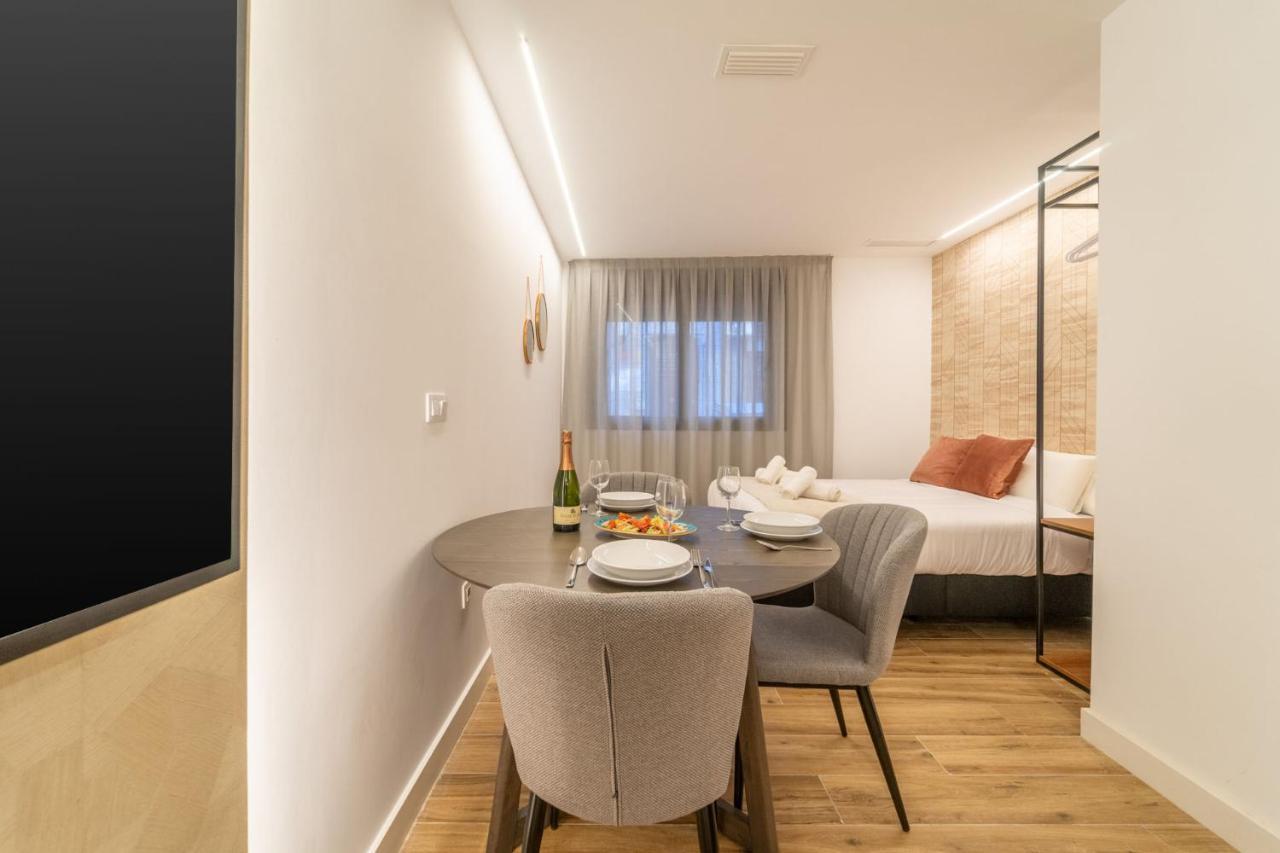 Myflats Urban Stay อาลิกันเต ภายนอก รูปภาพ