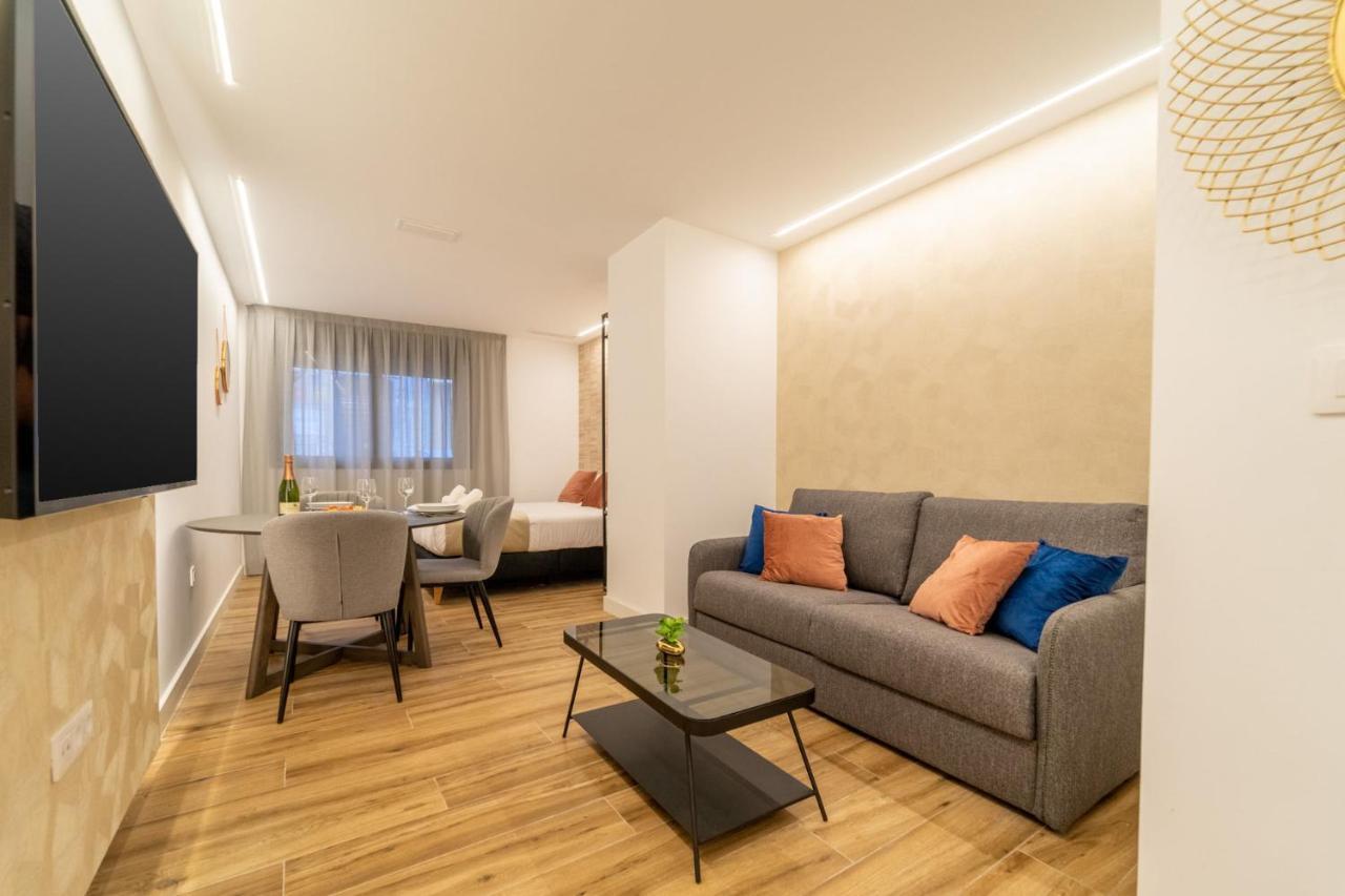 Myflats Urban Stay อาลิกันเต ภายนอก รูปภาพ