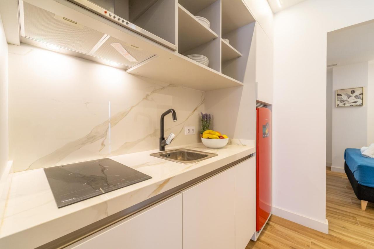 Myflats Urban Stay อาลิกันเต ภายนอก รูปภาพ